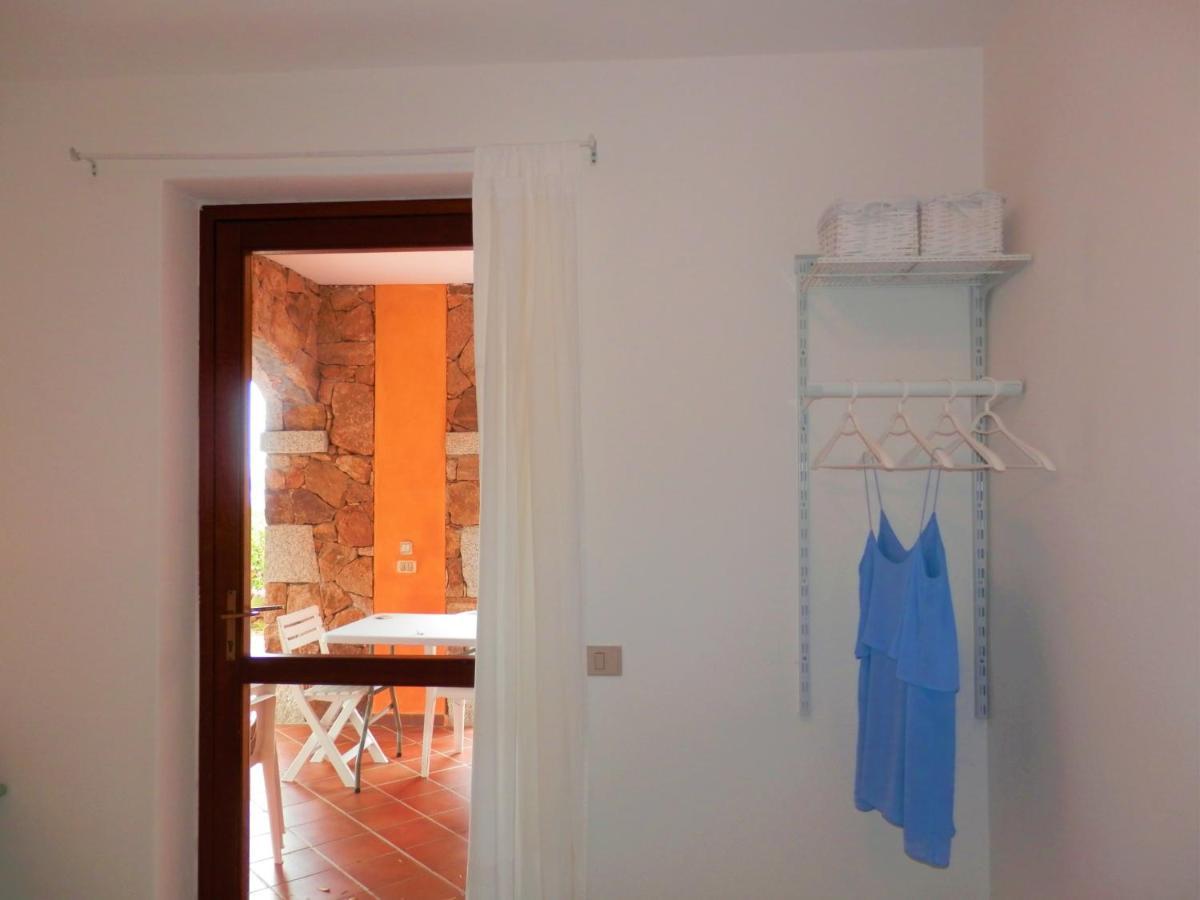 Casa Li Scopi - Mountain View Apartment San Teodoro  Luaran gambar